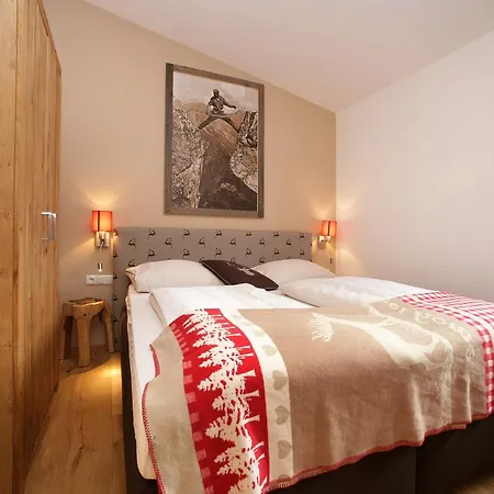 The Edition - Luxury & Style *