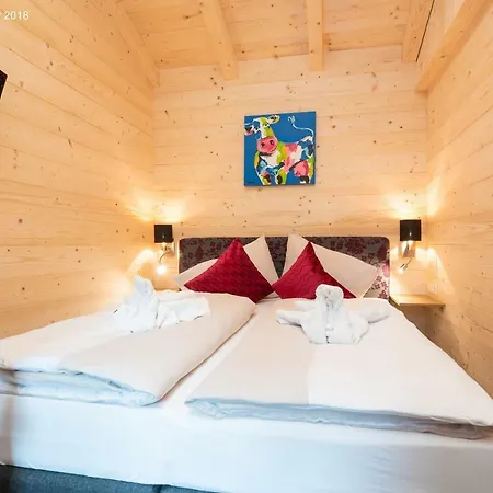 The Edition - Luxury & Style *