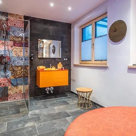 The Edition - Luxury & Style Chalet